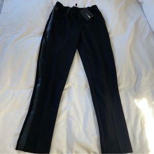 FASHION NOVA,  Black straight leg pants